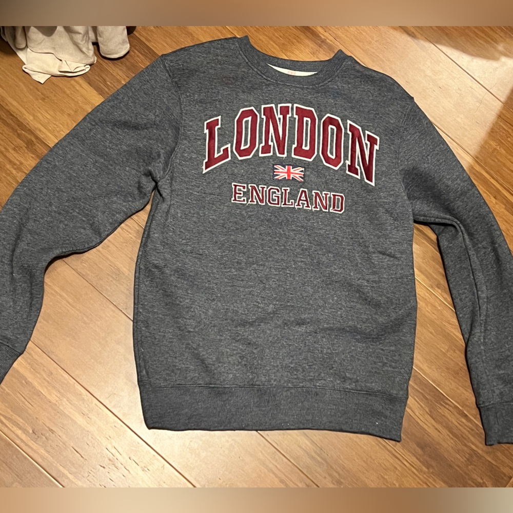 London sweater, size medium, gray